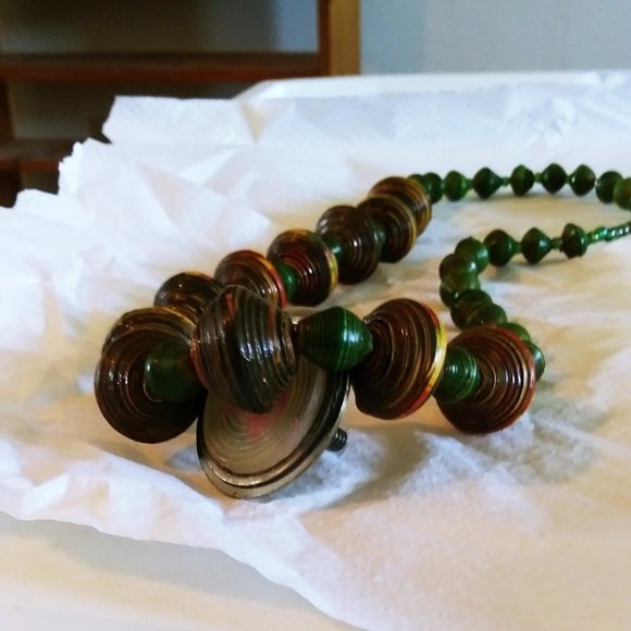 Necklace - Picture 1 of 2